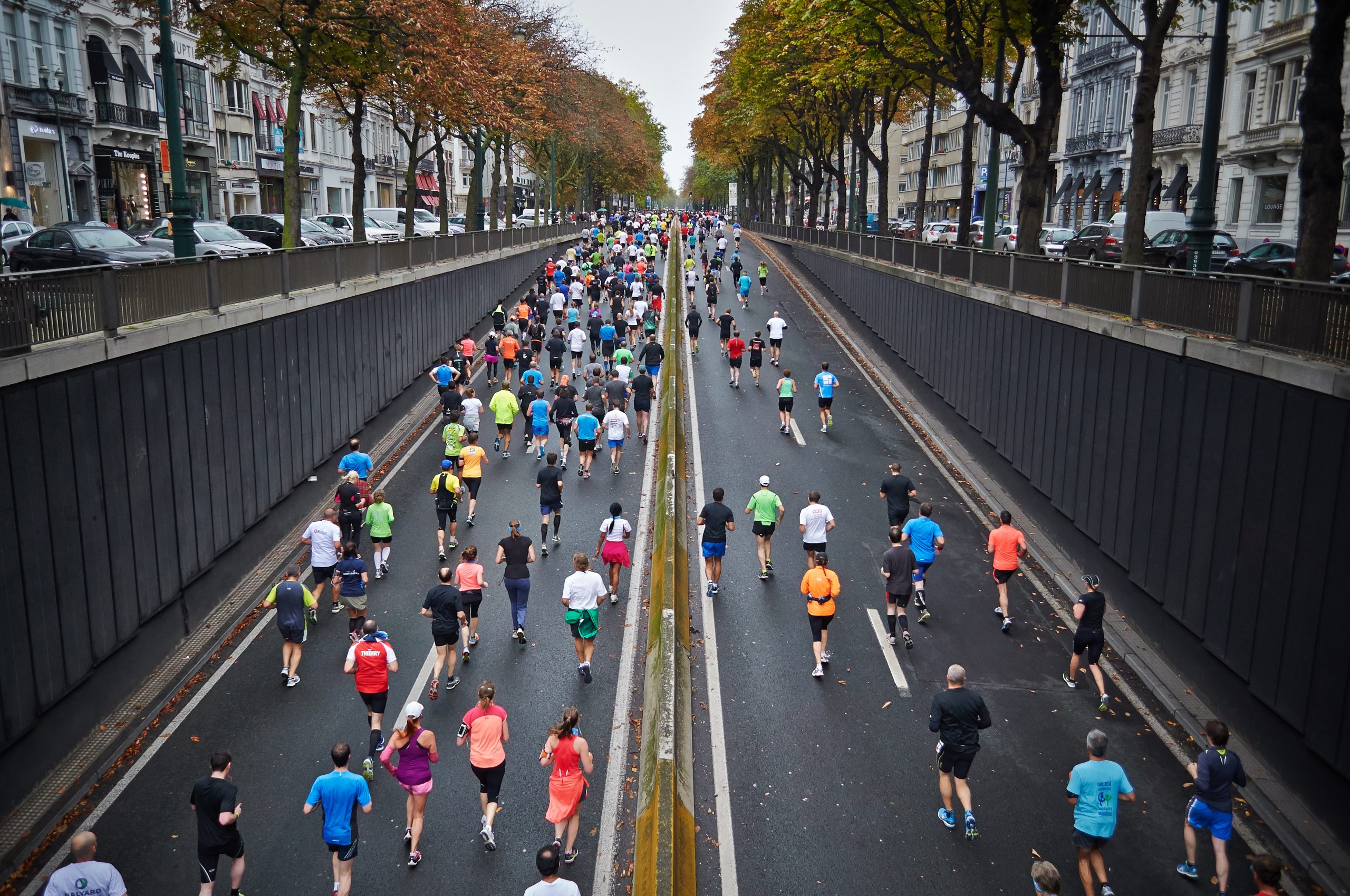 Crowd running race